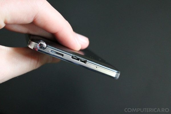 Samsung Galaxy Note 3 Design conexiune usb
